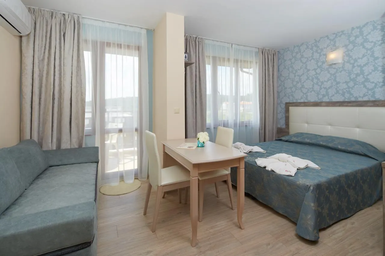 Relax Holiday Complex & Spa Napospart