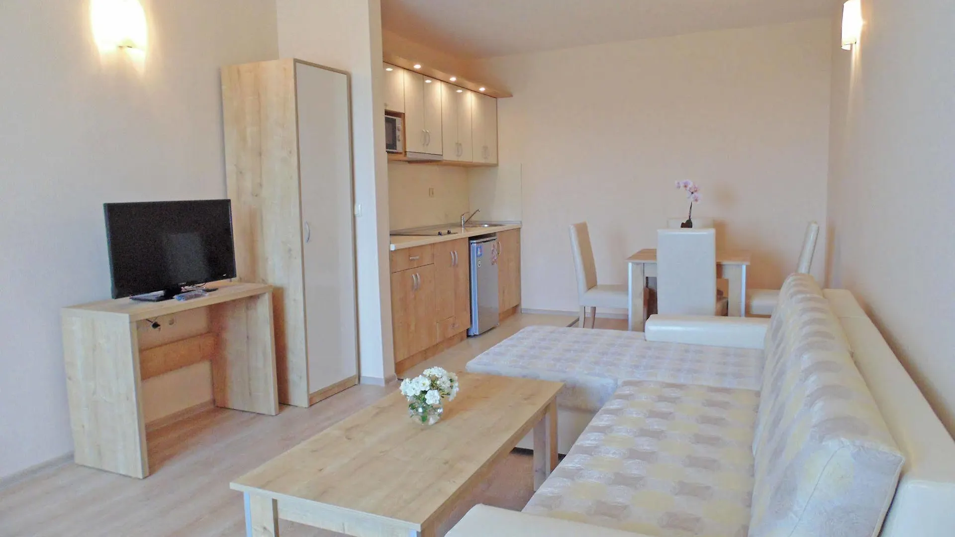 Relax Holiday Complex & Spa Napospart 3*,